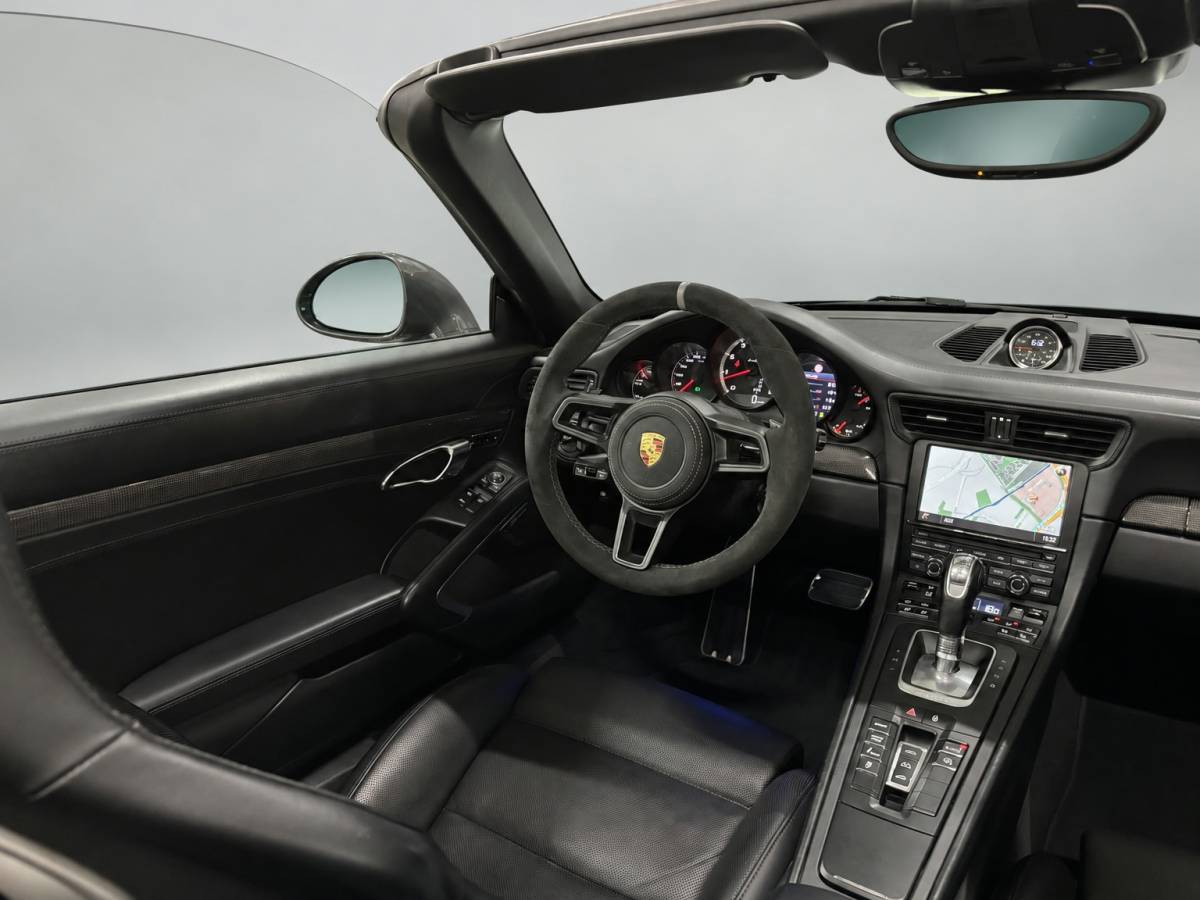 Porsche 911 Porsche 911 Cabrio 3.8 Turbo S Chrono Carplay Keramisch