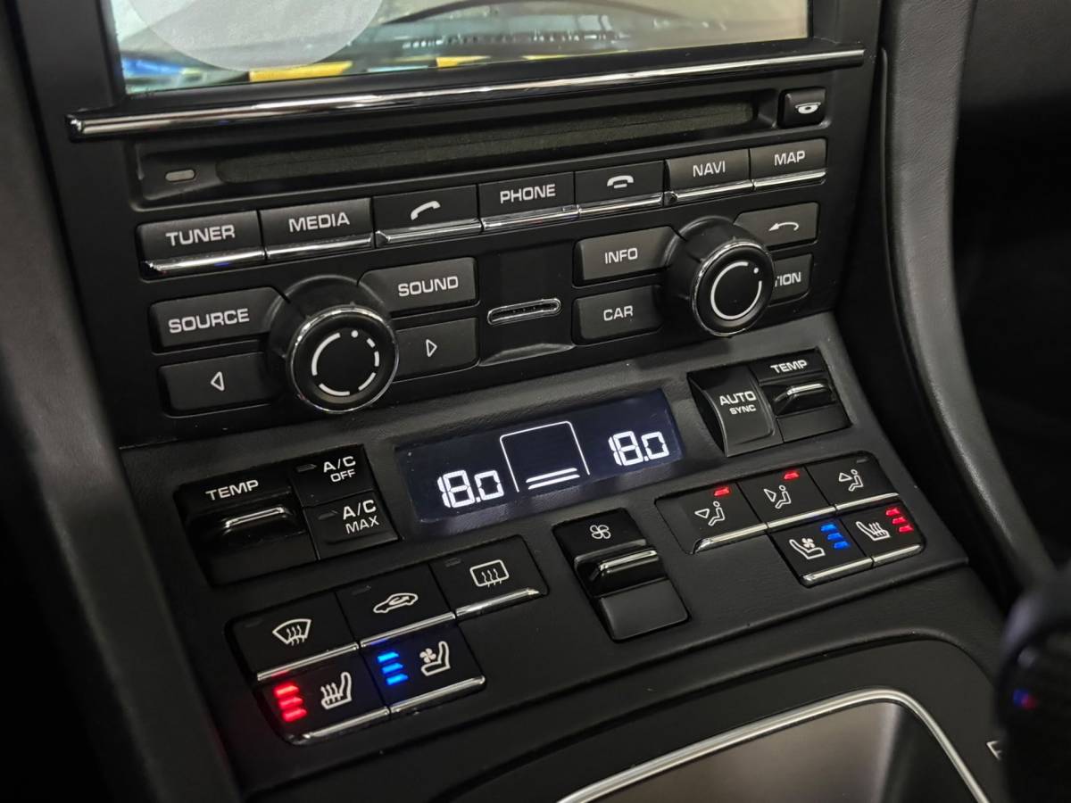 Porsche 911 Porsche 911 Cabrio 3.8 Turbo S Chrono Carplay Keramisch