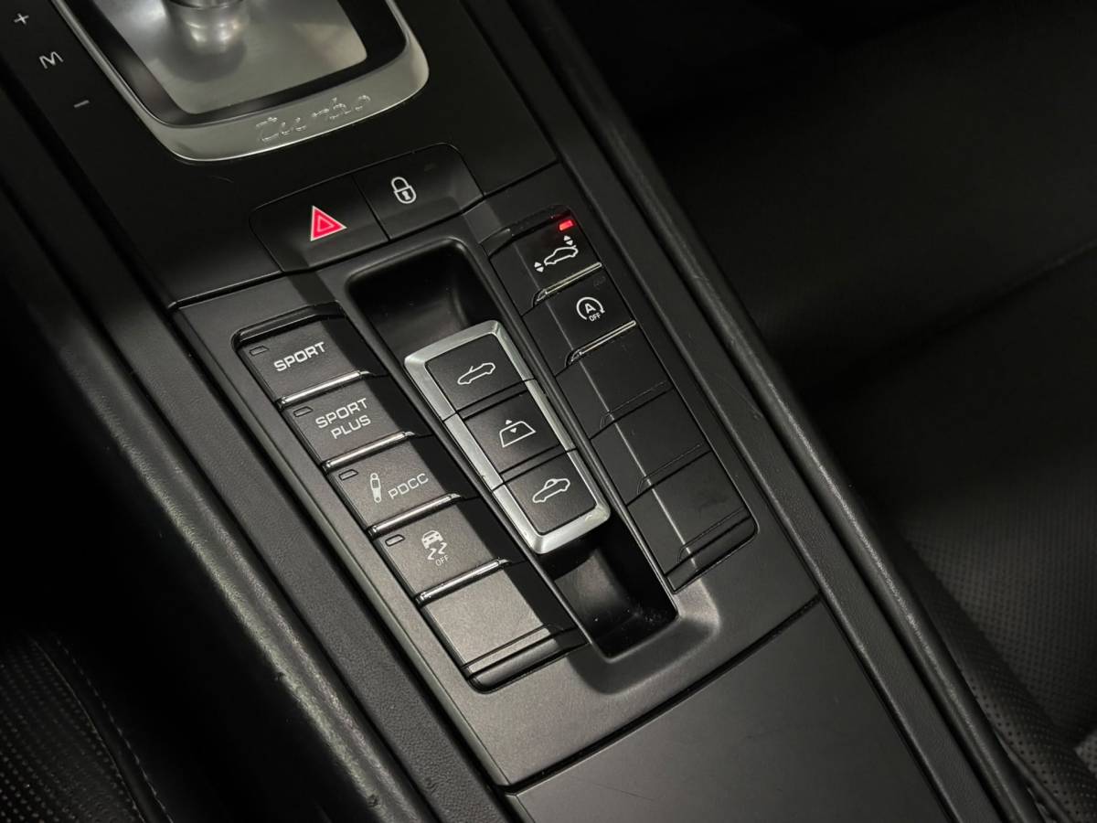 Porsche 911 Porsche 911 Cabrio 3.8 Turbo S Chrono Carplay Keramisch