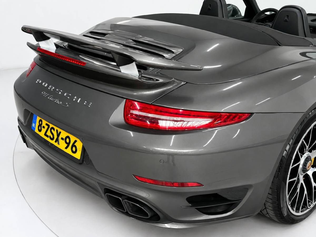 Porsche 911 Porsche 911 Cabrio 3.8 Turbo S Chrono Carplay Keramisch