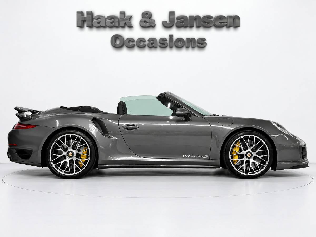 Porsche 911 Porsche 911 Cabrio 3.8 Turbo S Chrono Carplay Keramisch