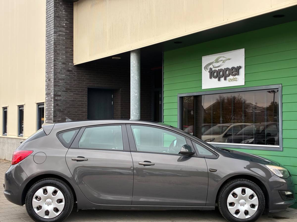 Opel Astra Opel Astra 1.4 Turbo Business +|2e Eigenaar|Navigatie|CruiseControl|Trekhaak|Airco|PDC|Elektr.ramen|Nieuwe APK|NAP|