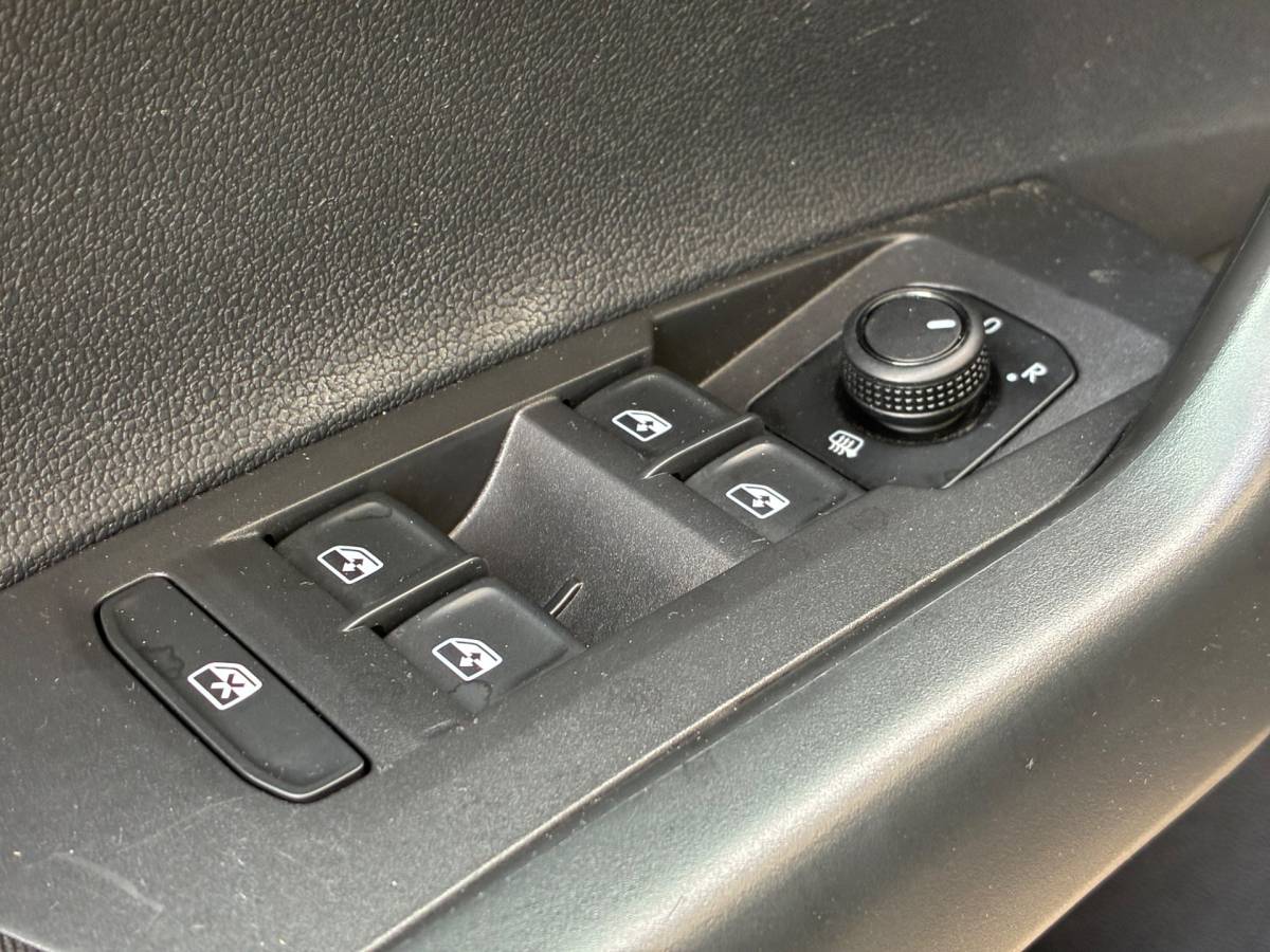 Volkswagen Polo Volkswagen Polo 1.0 TSI Comfortline|1e Eigenaar|Automaat|Navigatie|Airco|Cruise|Trekhaak|CarPlay|Elektr.ramen|Nieuwe APK|NAP|