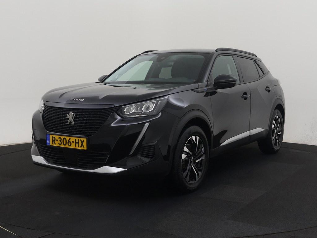 Peugeot e-2008 Peugeot e-2008 EV Allure 50 kWh 92% Winterpakket/Nav/Camera H.Leder/VC/Led