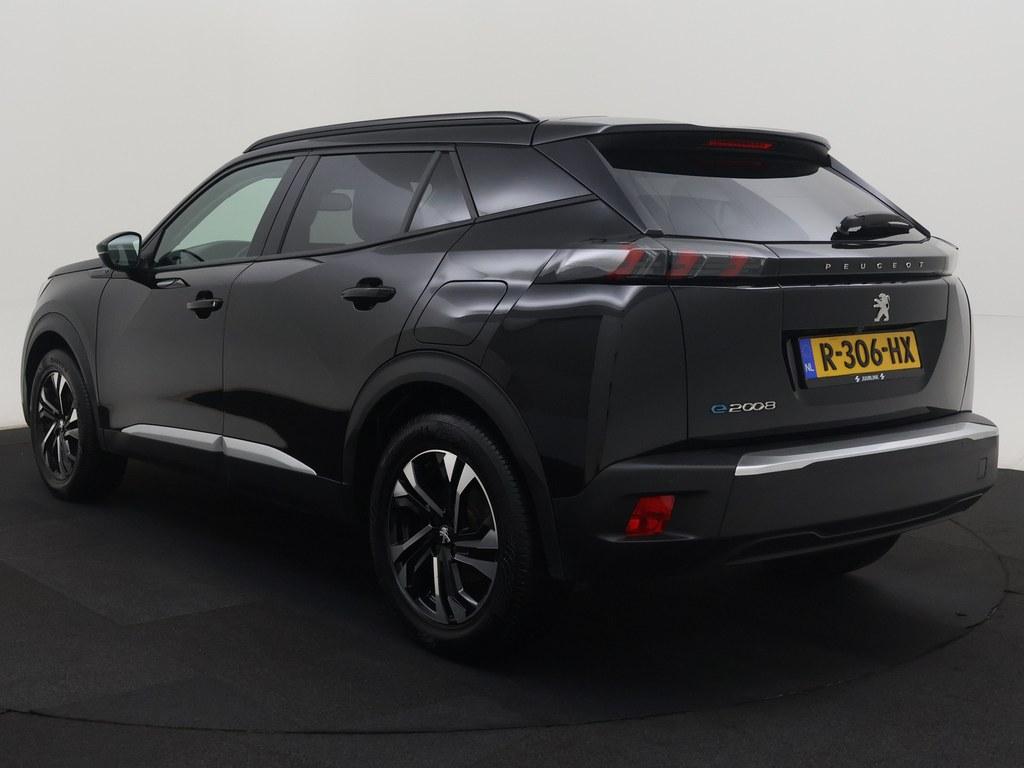 Peugeot e-2008 Peugeot e-2008 EV Allure 50 kWh 92% Winterpakket/Nav/Camera H.Leder/VC/Led