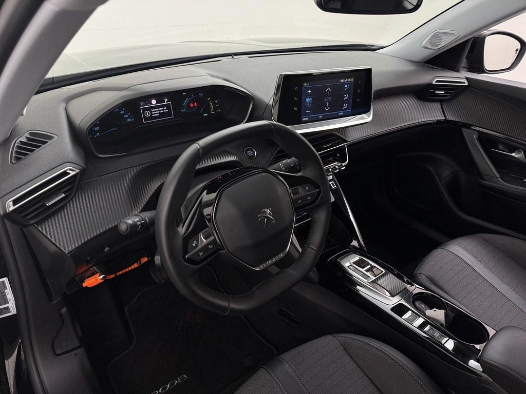 Peugeot e-2008 Peugeot e-2008 EV Allure 50 kWh 92% Winterpakket/Nav/Camera H.Leder/VC/Led