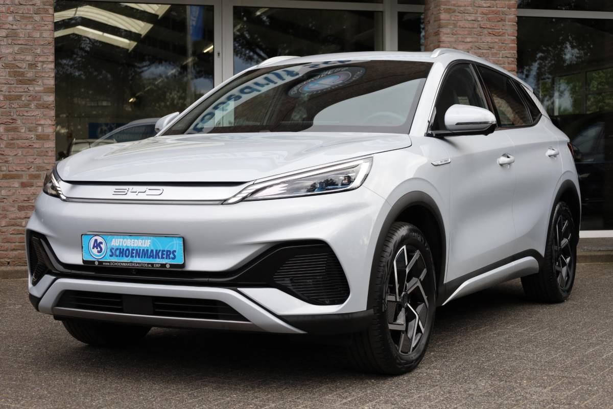 BYD ATTO 3 BYD ATTO 3 Design 60 kWh PANO 360-CAMERA ADAPTIVE-CRUISE LEER STOELVERW. CARPLAY SFEERVERL. ELEC.STOELEN/KLEP 2XPDC 18”LMV ENZ.