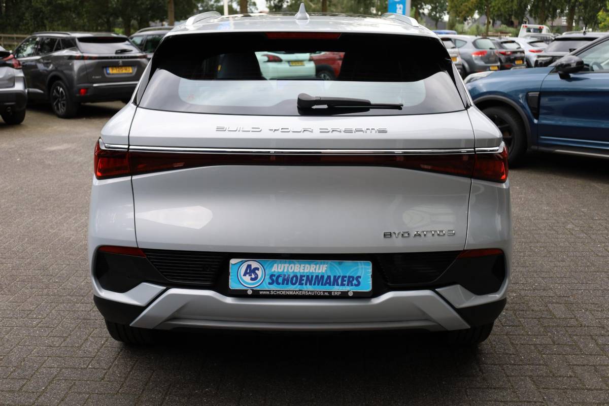 BYD ATTO 3 BYD ATTO 3 Design 60 kWh PANO 360-CAMERA ADAPTIVE-CRUISE LEER STOELVERW. CARPLAY SFEERVERL. ELEC.STOELEN/KLEP 2XPDC 18”LMV ENZ.