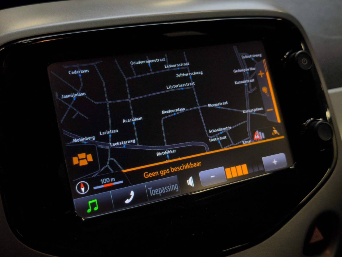 Toyota Aygo Toyota Aygo 1.0 VVT-i x-play Navi| Airco| Camera