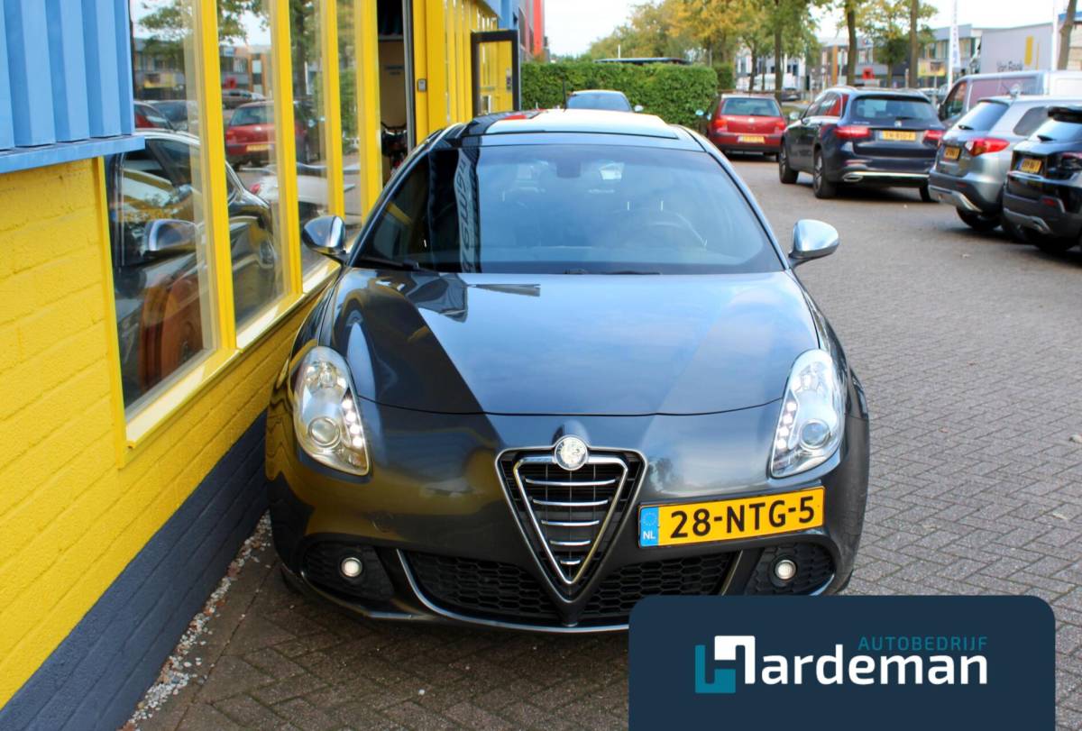 Alfa Romeo Giulietta Alfa Romeo Giulietta 1.4 T Distinctive |Panorama|Leder |Bose