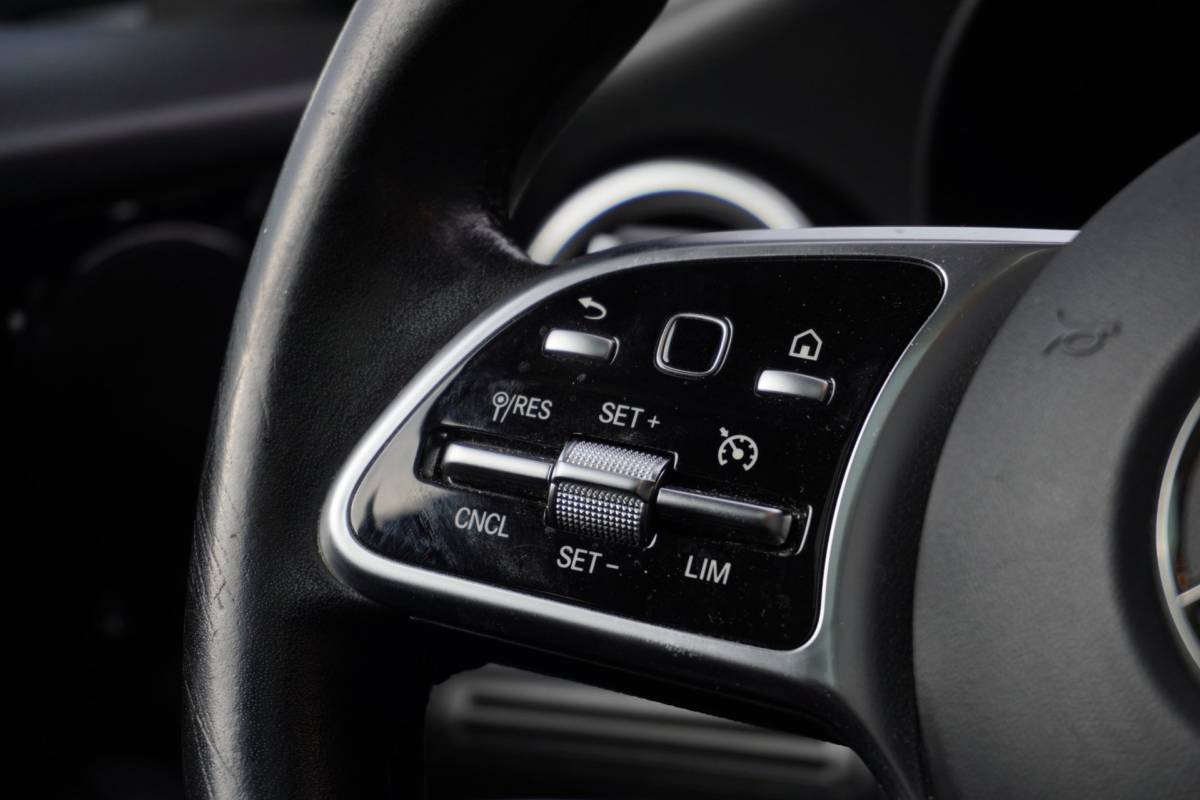 Mercedes-Benz GLC Mercedes-Benz GLC-klasse 200 Business Solution Limited Automaat | Airco | Navigatie | Vol opties | Camera | Inruil mogelijk