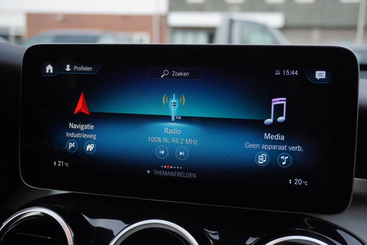 Mercedes-Benz GLC Mercedes-Benz GLC-klasse 200 Business Solution Limited Automaat | Airco | Navigatie | Vol opties | Camera | Inruil mogelijk