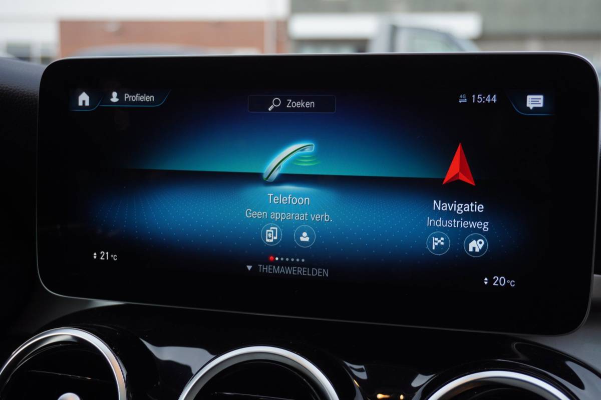 Mercedes-Benz GLC Mercedes-Benz GLC-klasse 200 Business Solution Limited Automaat | Airco | Navigatie | Vol opties | Camera | Inruil mogelijk