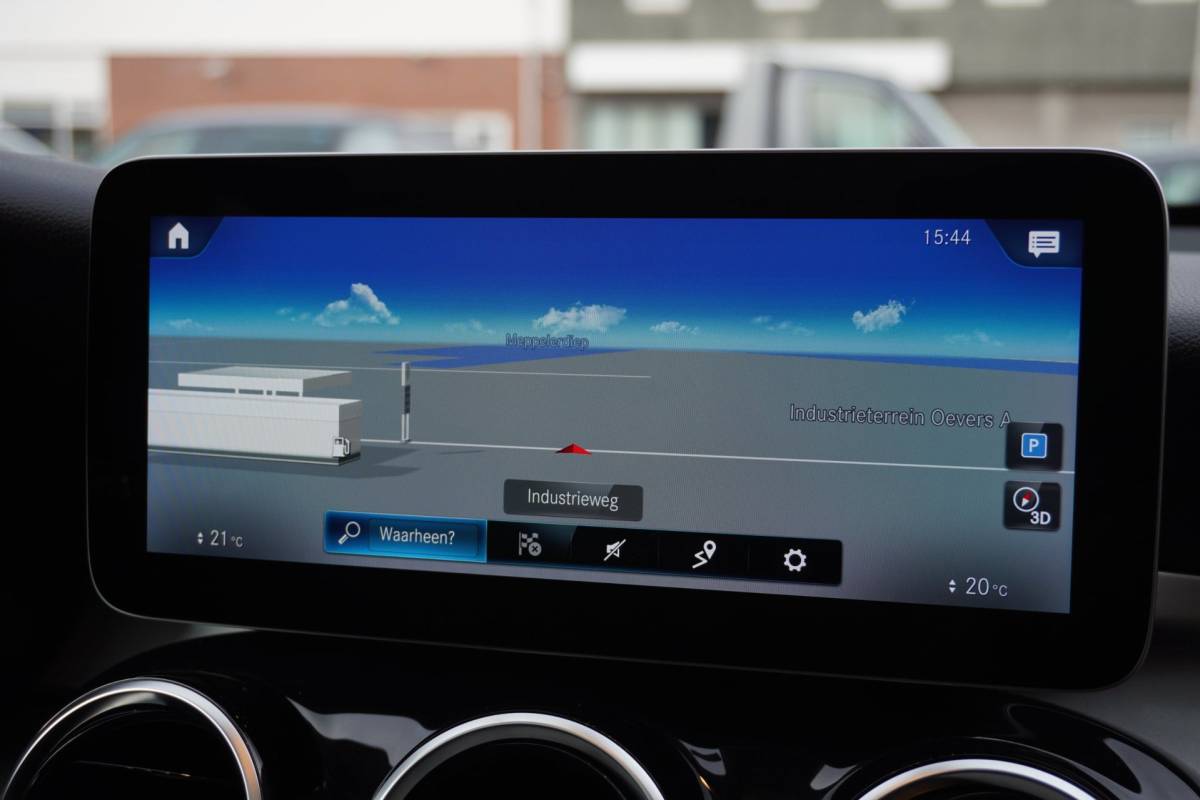 Mercedes-Benz GLC Mercedes-Benz GLC-klasse 200 Business Solution Limited Automaat | Airco | Navigatie | Vol opties | Camera | Inruil mogelijk