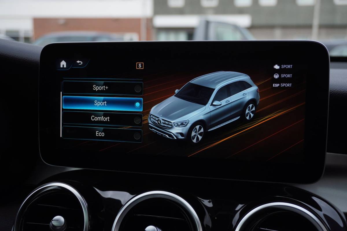 Mercedes-Benz GLC Mercedes-Benz GLC-klasse 200 Business Solution Limited Automaat | Airco | Navigatie | Vol opties | Camera | Inruil mogelijk