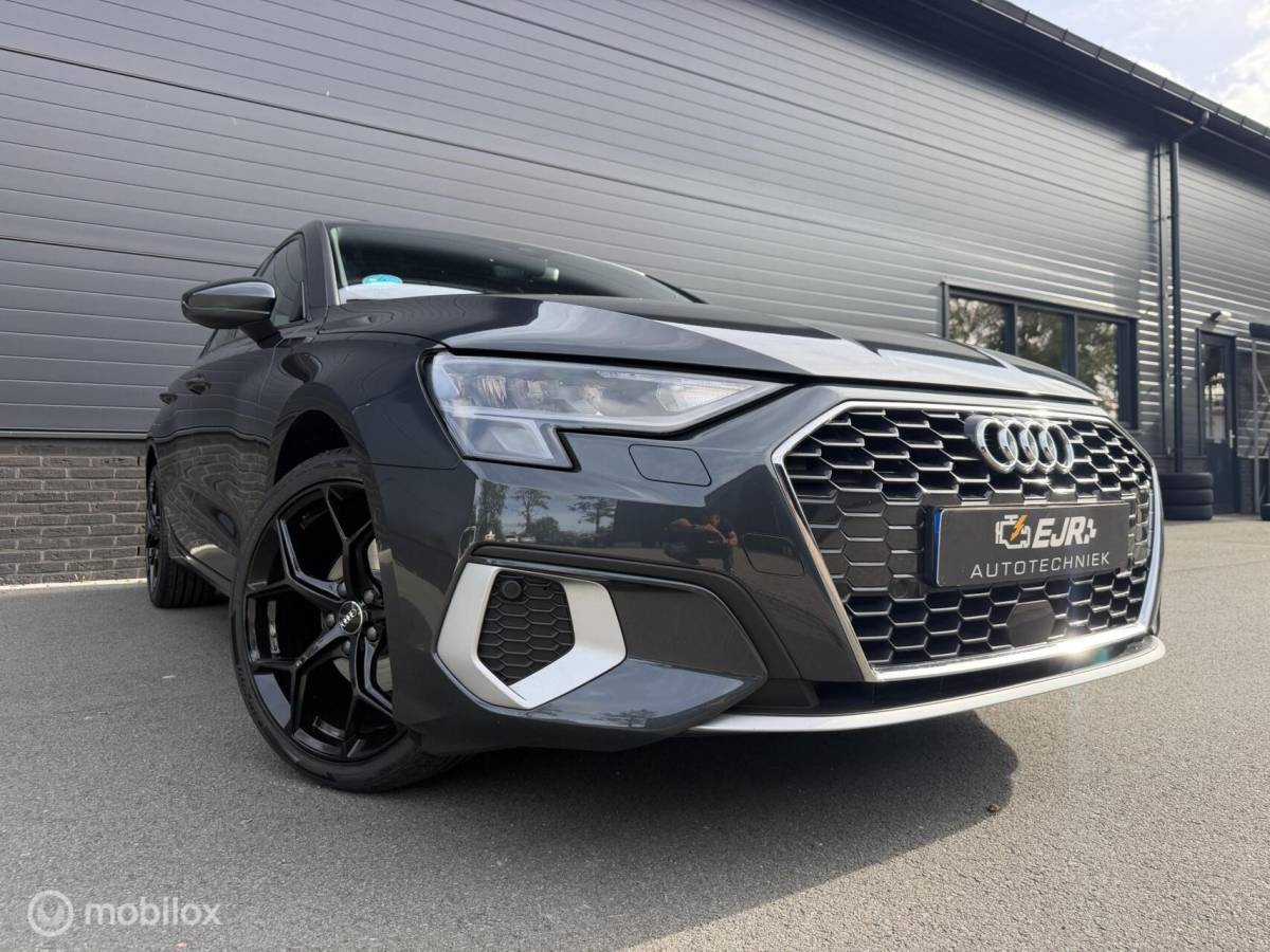 Audi A3 Audi A3 Limousine 30 TFSI Advanced Edition CLIMA*CARPLAY*CAMERA*ADABCRUISE*FULLED*HAAK!