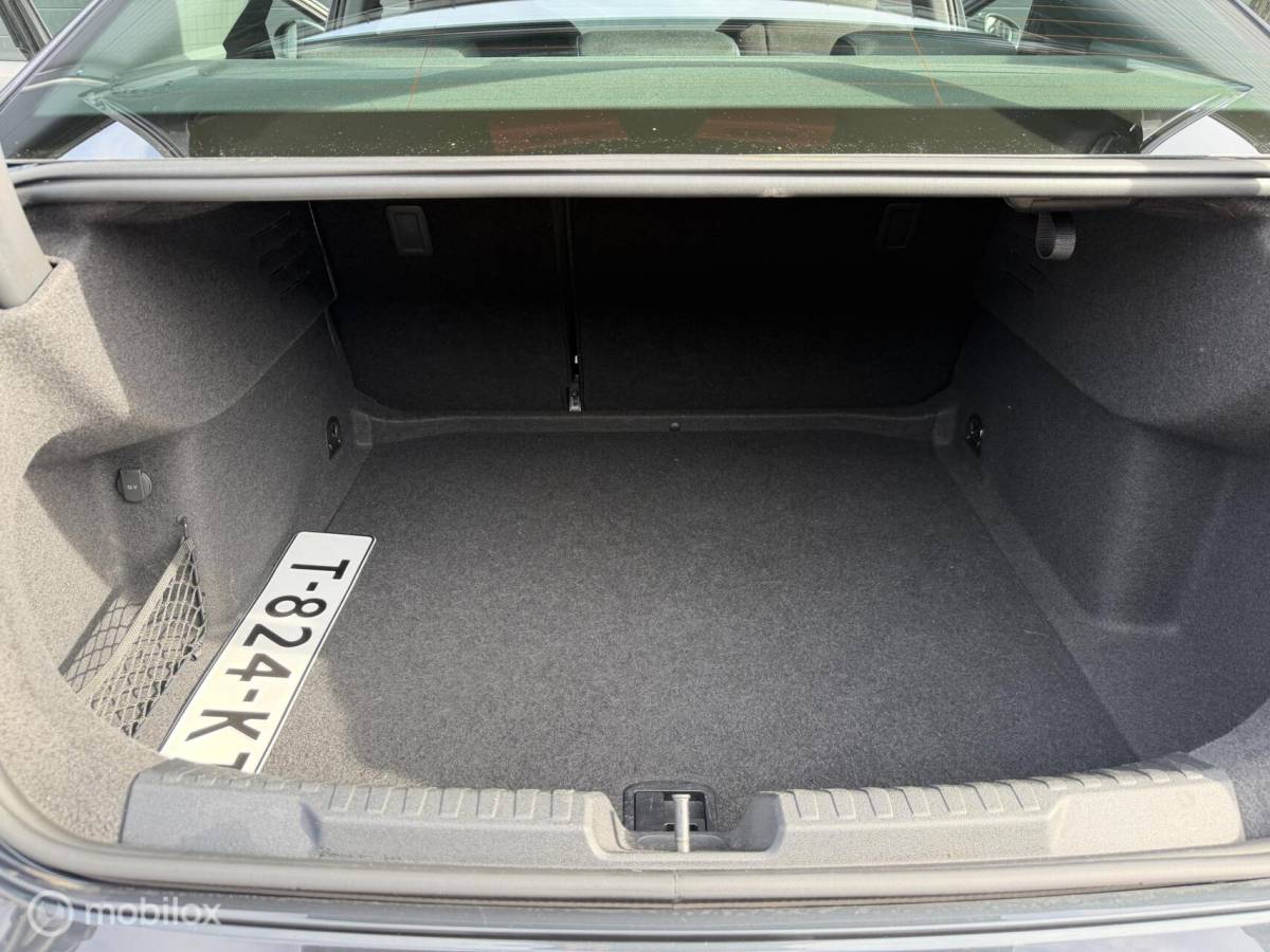 Audi A3 Audi A3 Limousine 30 TFSI Advanced Edition CLIMA*CARPLAY*CAMERA*ADABCRUISE*FULLED*HAAK!
