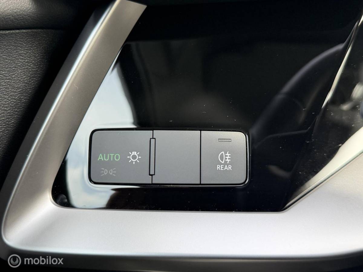 Audi A3 Audi A3 Limousine 30 TFSI Advanced Edition CLIMA*CARPLAY*CAMERA*ADABCRUISE*FULLED*HAAK!