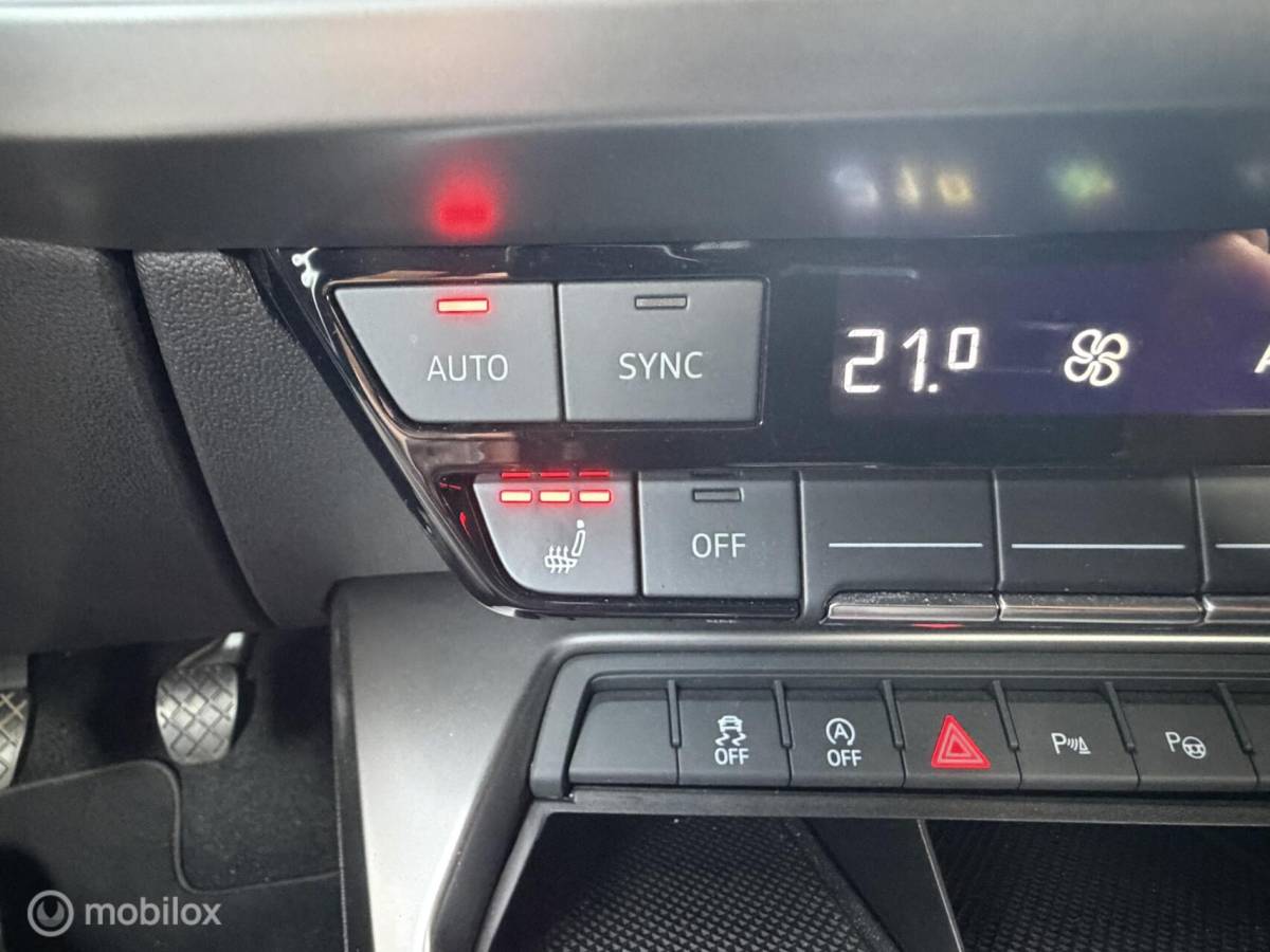 Audi A3 Audi A3 Limousine 30 TFSI Advanced Edition CLIMA*CARPLAY*CAMERA*ADABCRUISE*FULLED*HAAK!