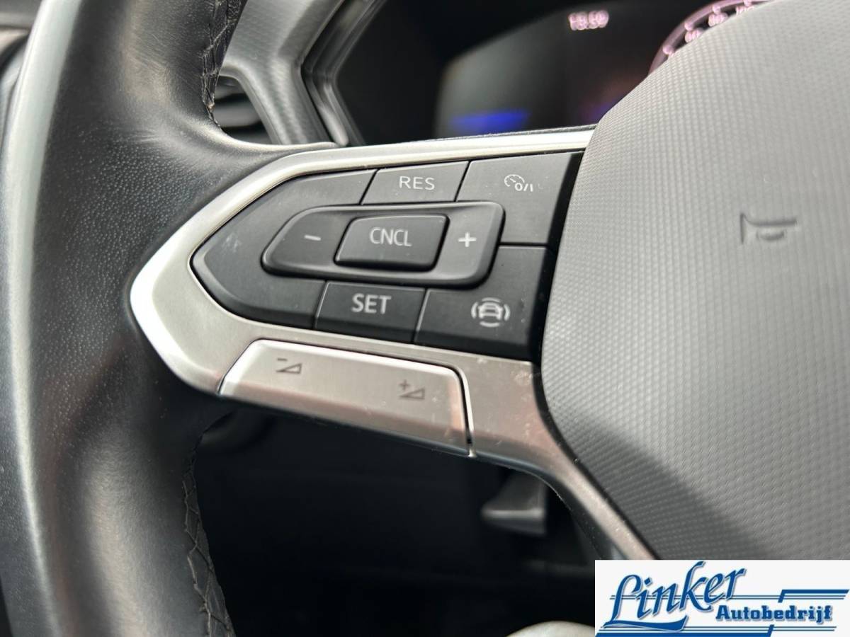 Volkswagen T-Cross Volkswagen T-Cross 1.0 TSI Life| Airco| Automaat| Carplay|