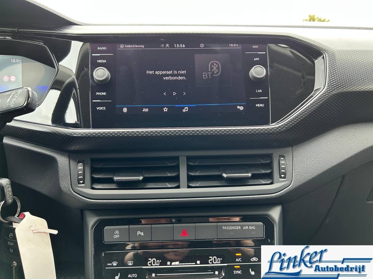 Volkswagen T-Cross Volkswagen T-Cross 1.0 TSI Life| Airco| Automaat| Carplay|