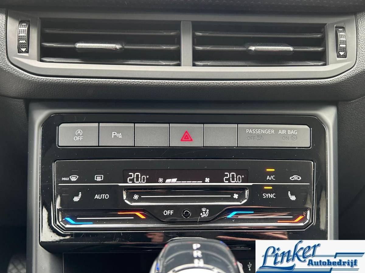 Volkswagen T-Cross Volkswagen T-Cross 1.0 TSI Life| Airco| Automaat| Carplay|