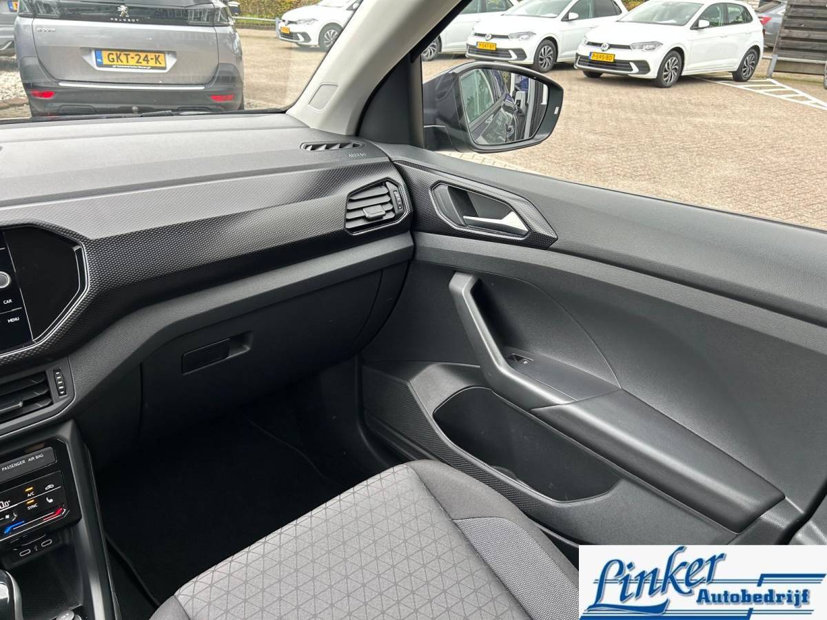 Volkswagen T-Cross Volkswagen T-Cross 1.0 TSI Life| Airco| Automaat| Carplay|