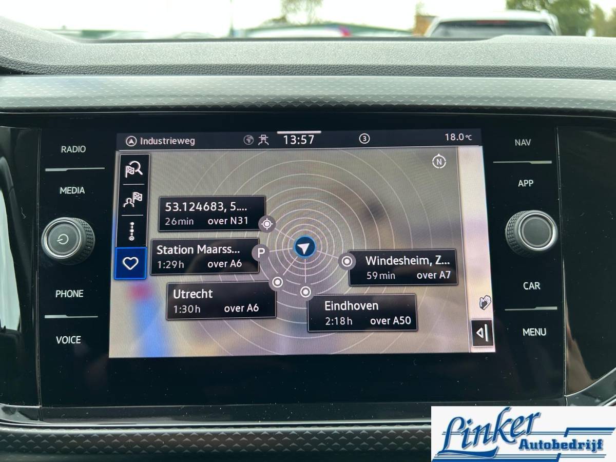 Volkswagen T-Cross Volkswagen T-Cross 1.0 TSI Life| Airco| Automaat| Carplay|