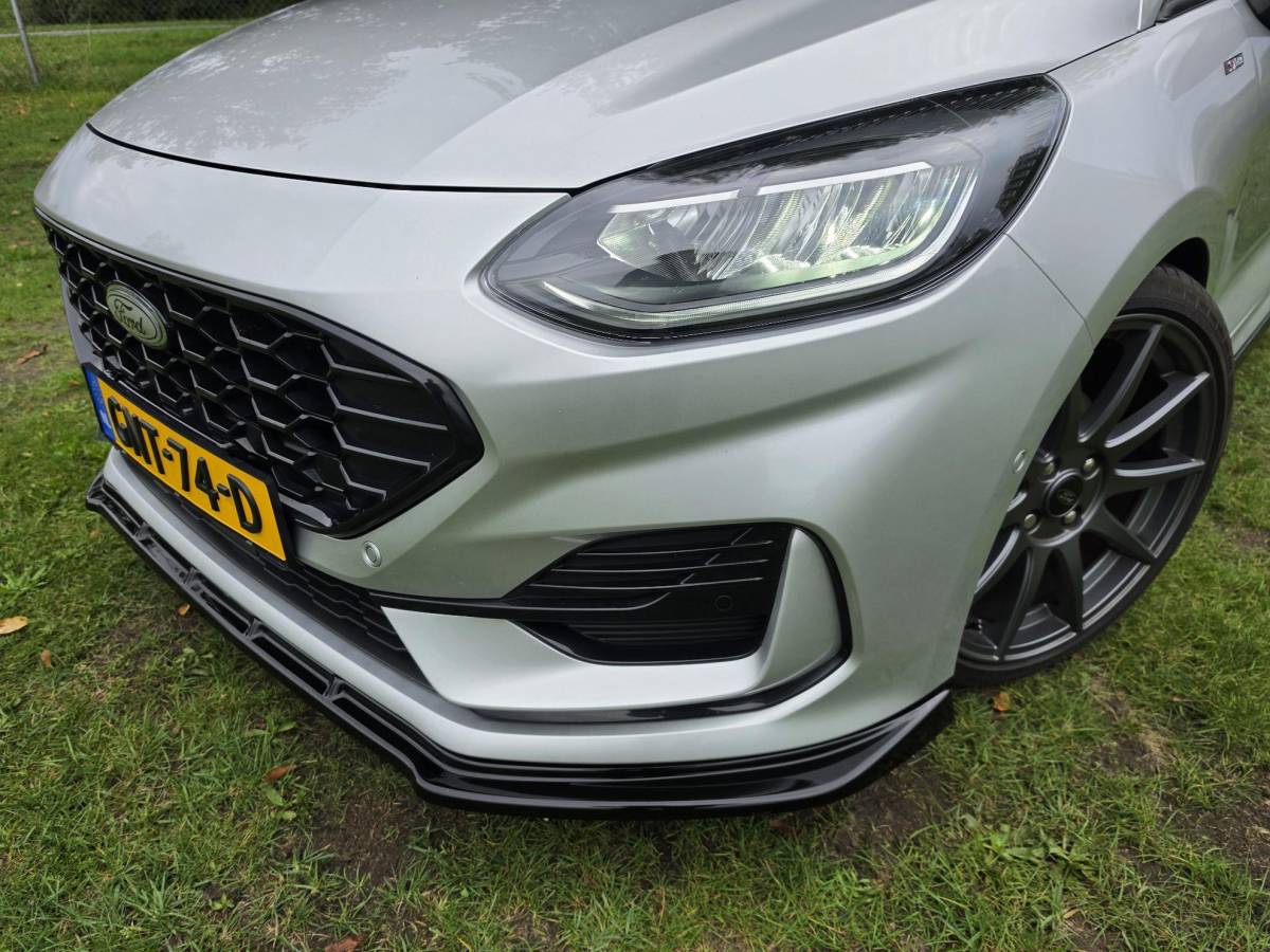 Ford Fiesta Ford Fiesta 1.0 EB 140 PK ST-Line | RICA STAGE 1 | GLASCOATING | 18 INCH PERFORMANCE VELGEN | MAXTON | SCHROEFSET | DEALER ONDERHOUDEN |