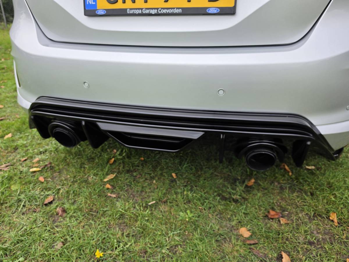 Ford Fiesta Ford Fiesta 1.0 EB 140 PK ST-Line | RICA STAGE 1 | GLASCOATING | 18 INCH PERFORMANCE VELGEN | MAXTON | SCHROEFSET | DEALER ONDERHOUDEN |