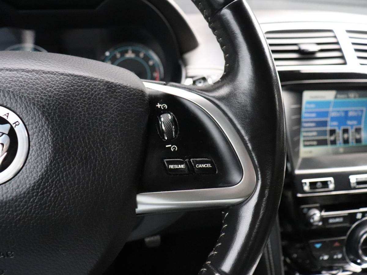 Jaguar XK Jaguar XKR 5.0 V8 XKR-S Convertible | LEDER | MEMORY | B&W | CAMERA | NAVI | CRUISE |