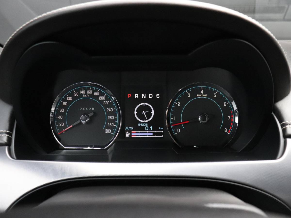 Jaguar XK Jaguar XKR 5.0 V8 XKR-S Convertible | LEDER | MEMORY | B&W | CAMERA | NAVI | CRUISE |