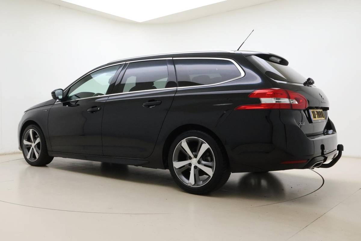 Peugeot 308 Peugeot 308 SW 1.2 Turbo GT-line 130 Pk | Trekhaak | Panorama Dak | Keyless Entry & Start | Navigatie | Climate Control | Cruise Control