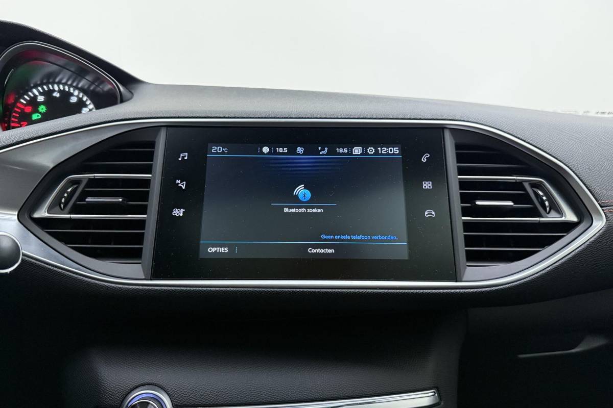 Peugeot 308 Peugeot 308 SW 1.2 Turbo GT-line 130 Pk | Trekhaak | Panorama Dak | Keyless Entry & Start | Navigatie | Climate Control | Cruise Control