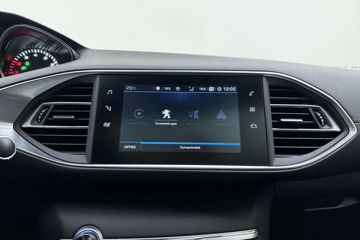 Peugeot 308 Peugeot 308 SW 1.2 Turbo GT-line 130 Pk | Trekhaak | Panorama Dak | Keyless Entry & Start | Navigatie | Climate Control | Cruise Control