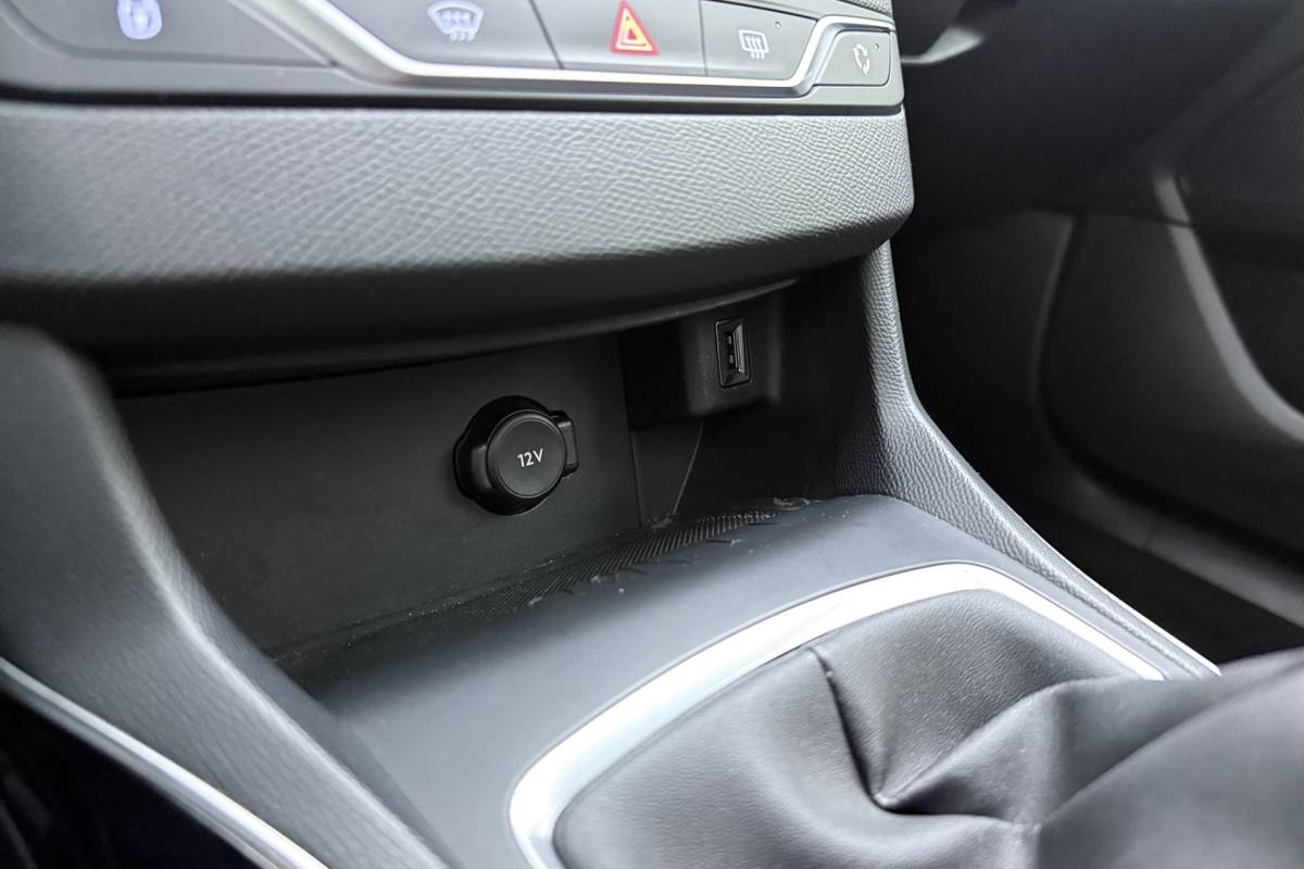 Peugeot 308 Peugeot 308 SW 1.2 Turbo GT-line 130 Pk | Trekhaak | Panorama Dak | Keyless Entry & Start | Navigatie | Climate Control | Cruise Control