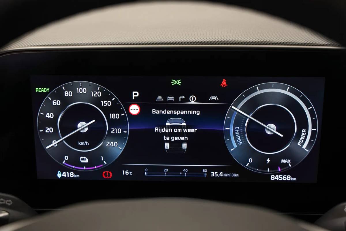Kia e-Niro Kia e-Niro DynamicLine 64.8 kWh [ Adapt.cruise Camera Stoelverwarming ]