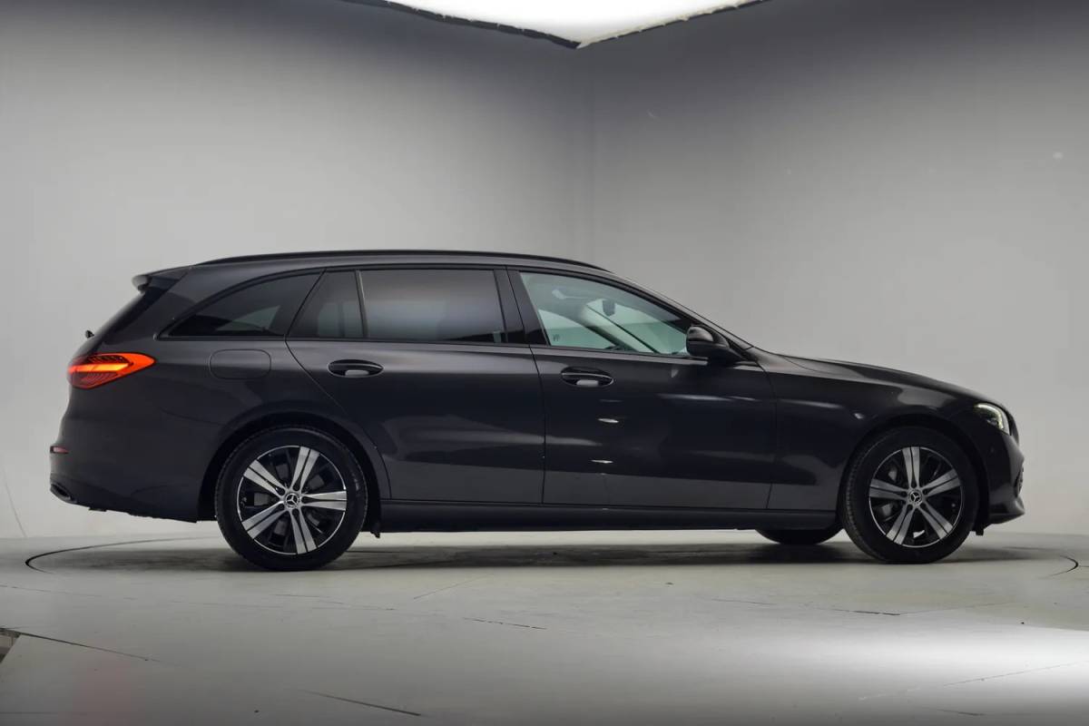 Mercedes-Benz C-Klasse Mercedes-Benz C-Klasse Estate 300 e Luxury [ Head-up Sfeerverlichting Memory ]