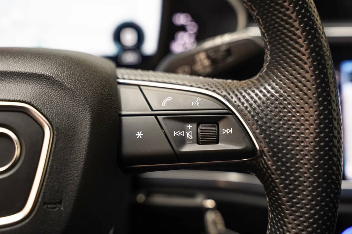 Audi Q3 Audi Q3 Sportback 45 TFSI e S Edition Aut. [ LED Apple/Android Half leder ]