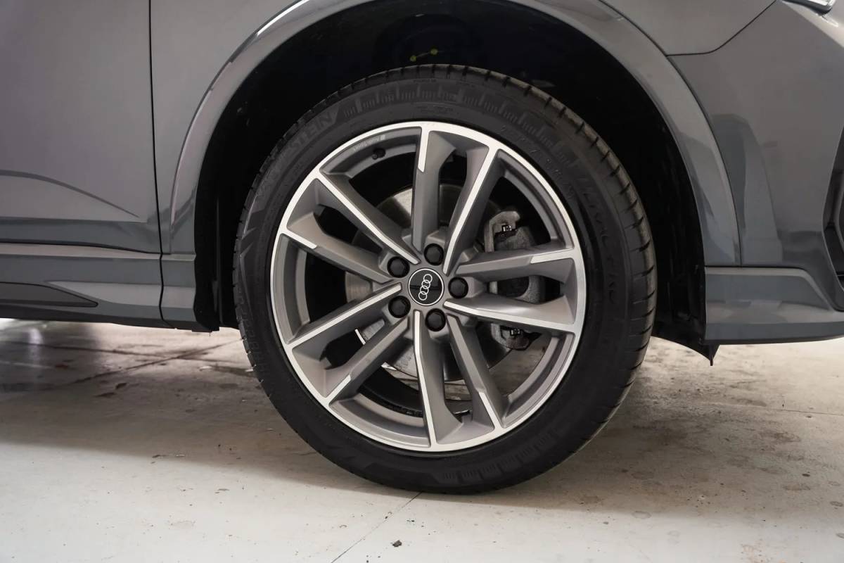 Audi Q3 Audi Q3 Sportback 45 TFSI e S Edition Aut. [ LED Apple/Android Half leder ]
