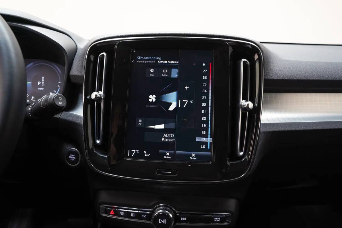 Volvo XC40 Volvo XC40 T4 Recharge Inscription Expression Aut. [ LED Apple/Android Stoelverwarming Keyless ]