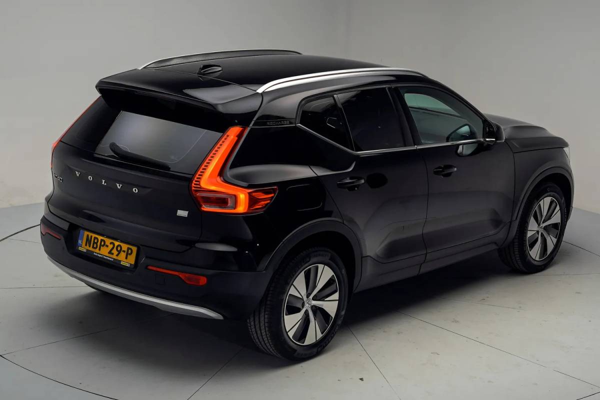 Volvo XC40 Volvo XC40 T4 Recharge Inscription Expression Aut. [ LED Apple/Android Stoelverwarming Keyless ]