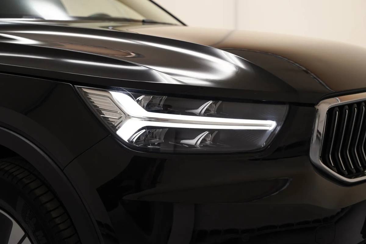 Volvo XC40 Volvo XC40 T4 Recharge Inscription Expression Aut. [ LED Apple/Android Stoelverwarming Keyless ]