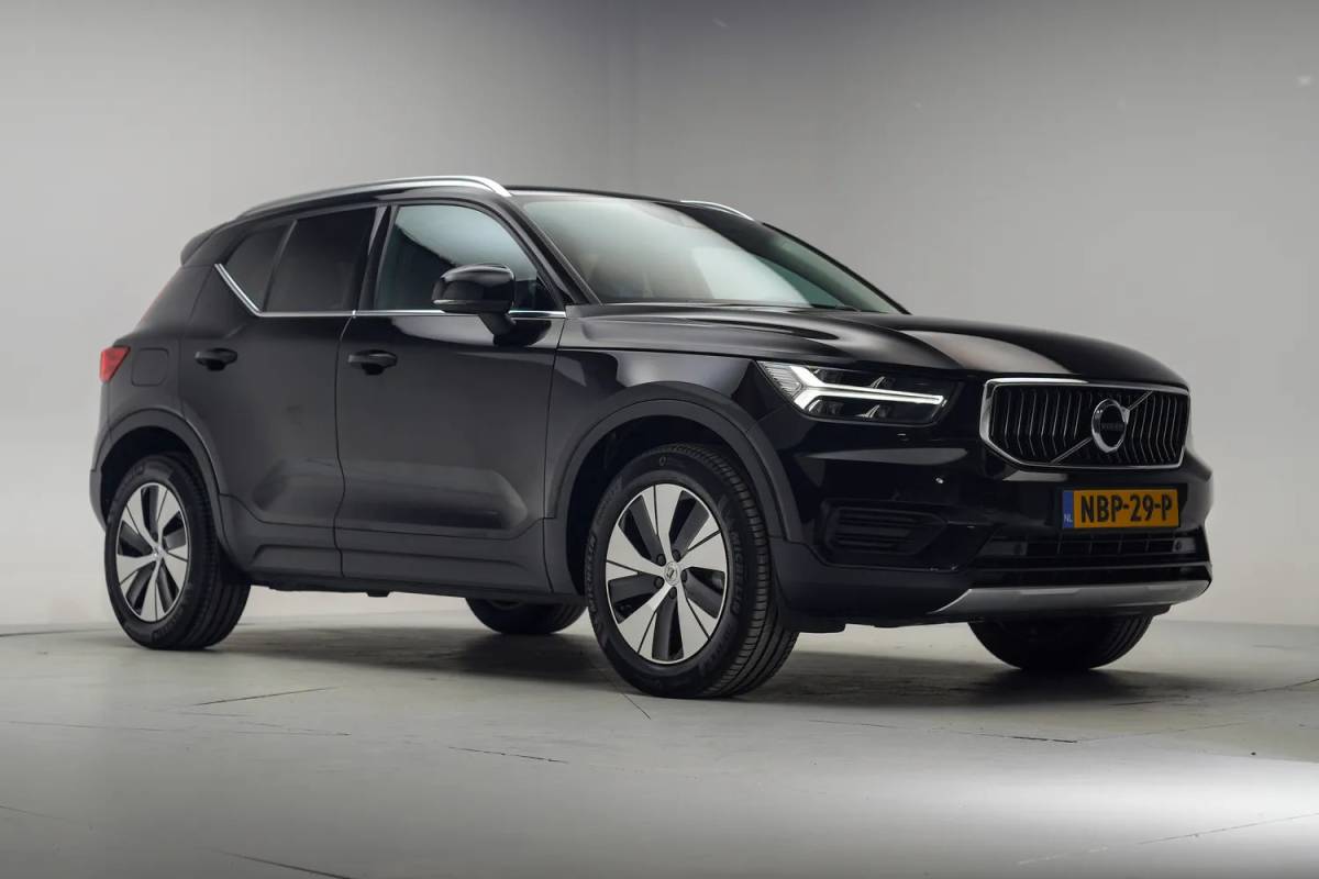 Volvo XC40 Volvo XC40 T4 Recharge Inscription Expression Aut. [ LED Apple/Android Stoelverwarming Keyless ]