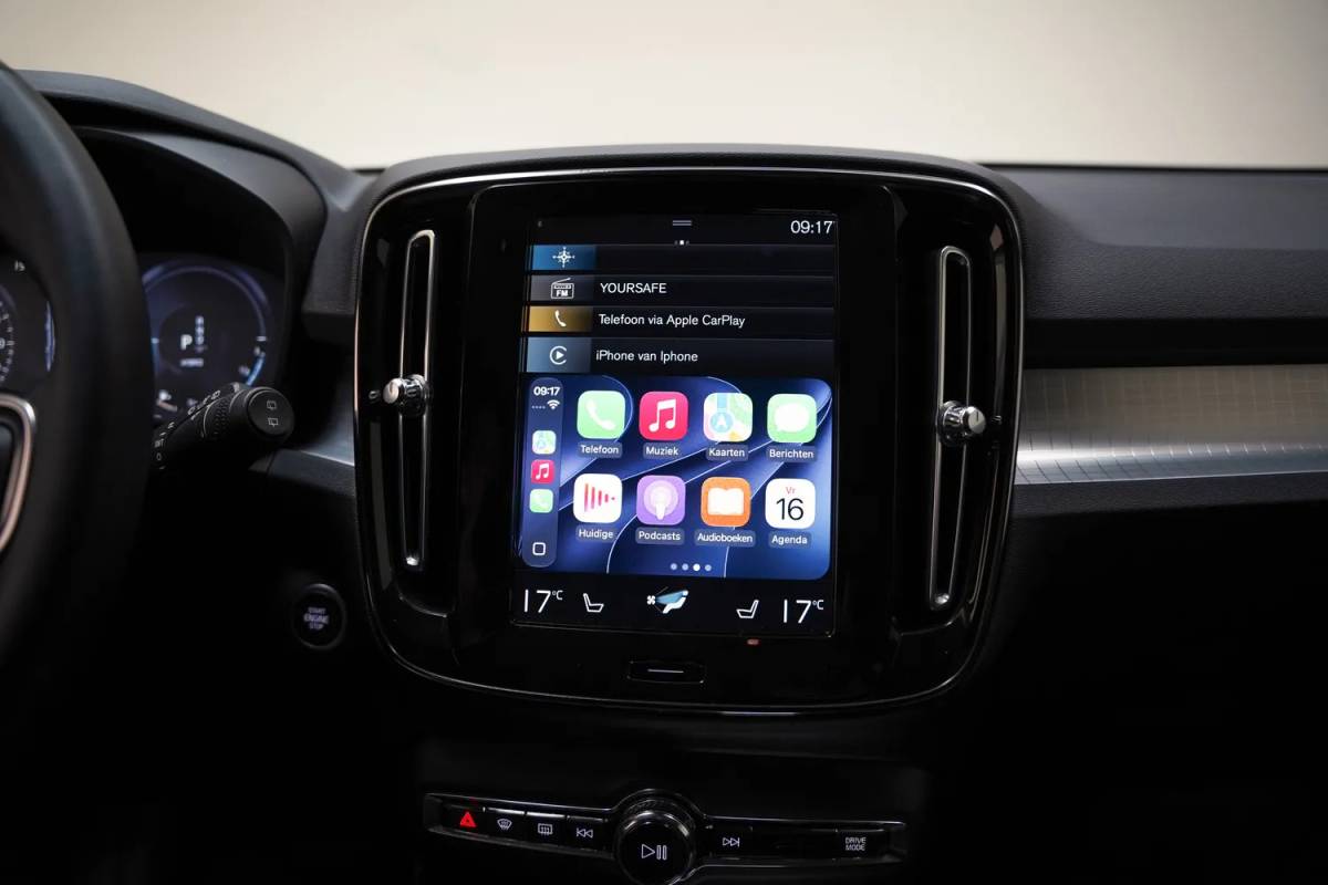 Volvo XC40 Volvo XC40 T4 Recharge Inscription Expression Aut. [ LED Apple/Android Stoelverwarming Keyless ]