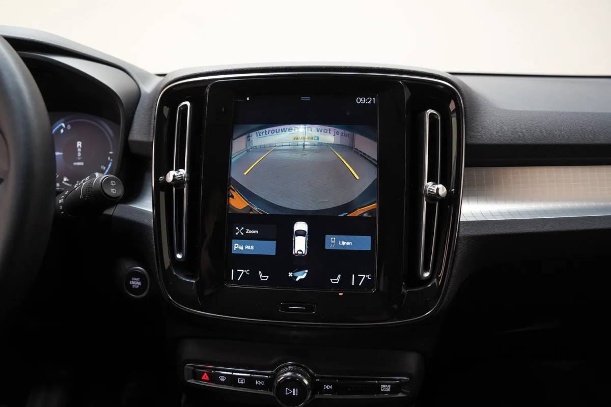 Volvo XC40 Volvo XC40 T4 Recharge Inscription Expression Aut. [ LED Apple/Android Stoelverwarming Keyless ]
