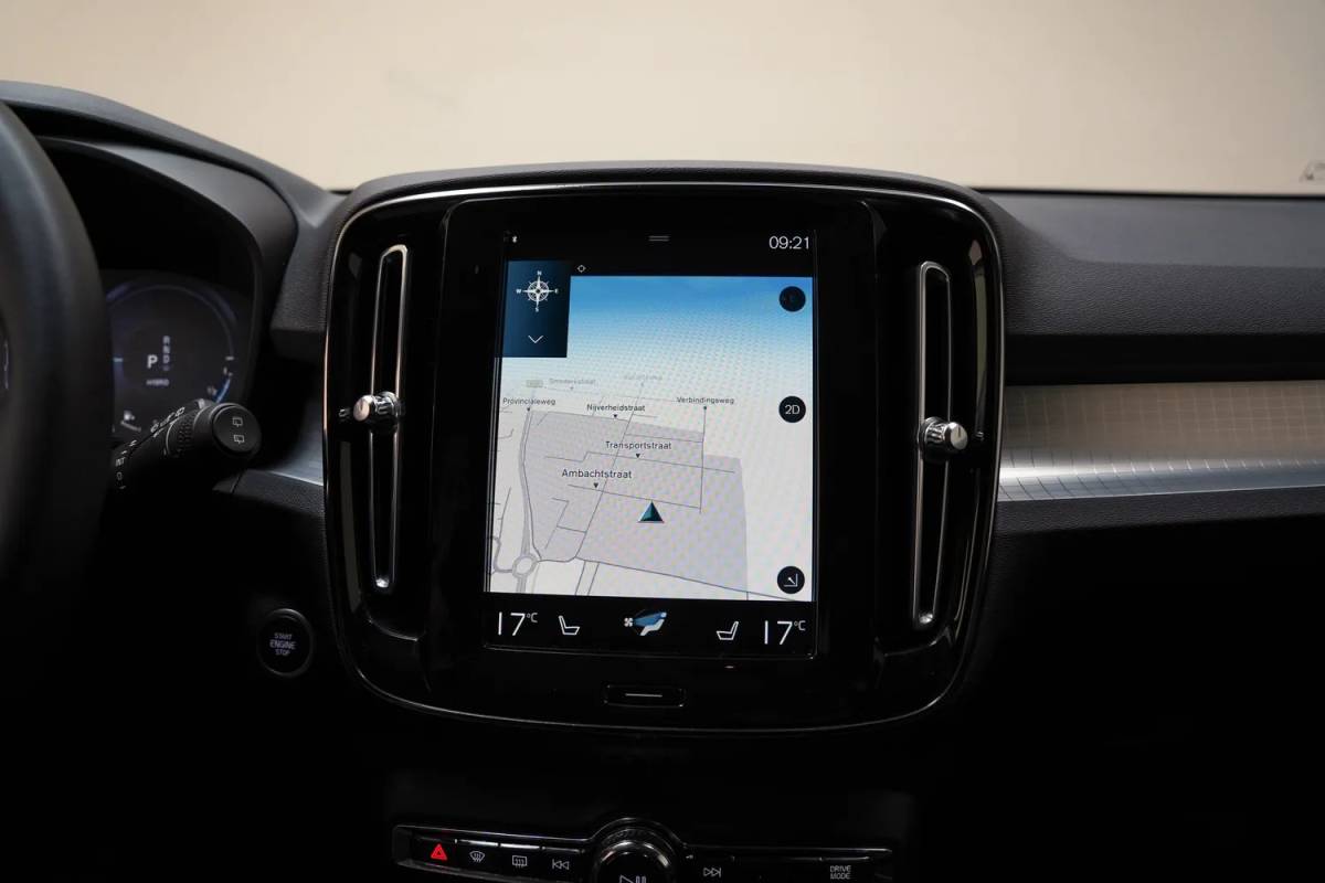 Volvo XC40 Volvo XC40 T4 Recharge Inscription Expression Aut. [ LED Apple/Android Stoelverwarming Keyless ]