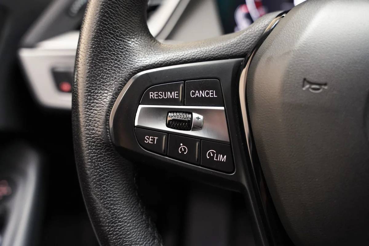 BMW 1 Serie BMW 1-serie 118i Aut. [ Navi Apple/Android Cruise ]