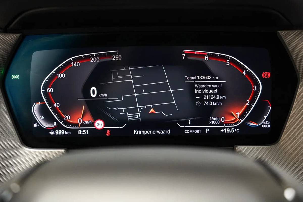BMW 1 Serie BMW 1-serie 118i Aut. [ Navi Apple/Android Cruise ]