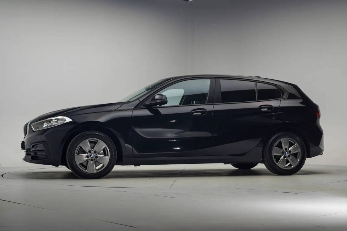 BMW 1 Serie BMW 1-serie 118i Aut. [ Navi Apple/Android Cruise ]